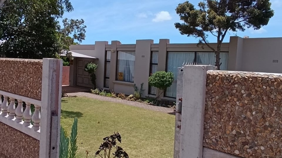 3 Bedroom Property for Sale in Vredenburg Western Cape